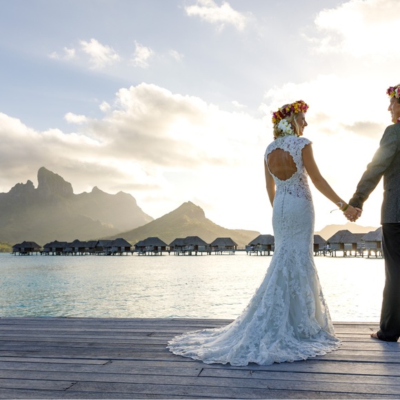 Stunning custom gown with open back and added embellishments - Picture 1 of 7